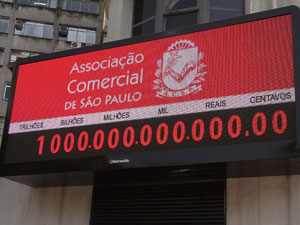 Marco de R$ 1 trilhão foi atingido às 11h31 desta terça-feira (Foto: Luiz Guarnieri/AE)