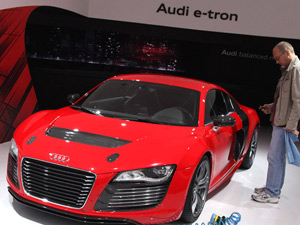 Audi R8 e-tron (Foto: Reuters)