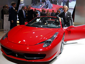 Ferrari 458 Spider (Foto: Reuters)