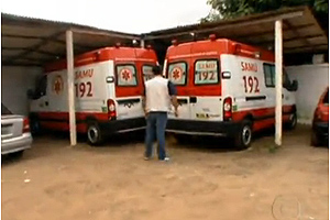 Ambulâncias novas estão paradas na Paraíba (Foto: Reprodução/TV Globo)
