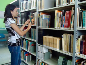 Biblioteca (Foto: Adriane Souza/G1)