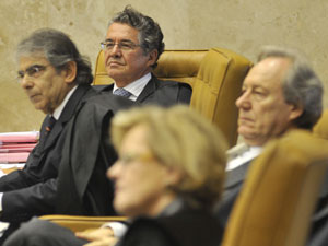 Ministros dos STF no julgamento da Lei Maria da Penha (Foto: José Cruz  / Agência Brasil)
