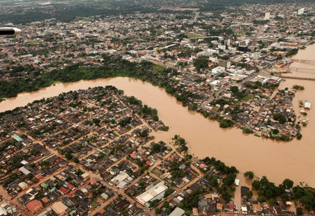 Vista aérea de Rio Branco, atingida pela enchente do Rio Acre (Foto: Divulgação/Sérgio Vale/Prefeitura de Rio Branco)