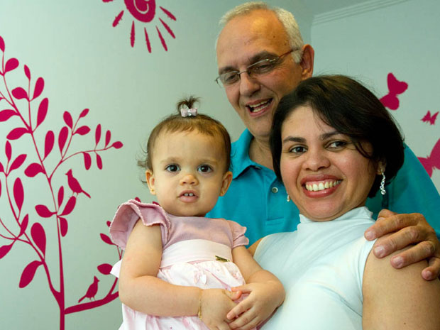 Gabriela, hoje com um ano e três meses, nasceu após quase sete anos de tentativas dos pais. (Foto: Flavio Moraes / G1)