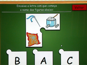 Jogo digital ajuda crianças a aprender português e matemát…
