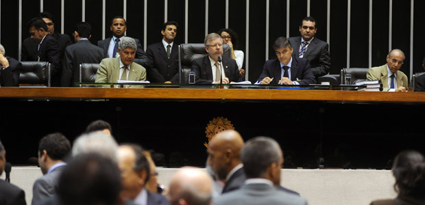 O presidente da Câmara, Marco Maia, durante sessão desta quarta (21) (Foto: Agência Câmara)