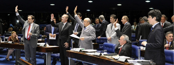 Plenário do Senado, durante votação do projeto do Executivo que cria o fundo de previdência dos servidores (Foto: Waldemir Barreto/Agência Senado)