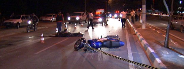 acidente de moto em Cuiabá (Foto: Reprodução/TVCA)