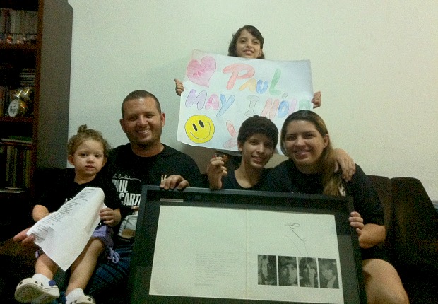 Família de Hanna exibe coleções do Paul (Foto: Mônica Dias/G1)