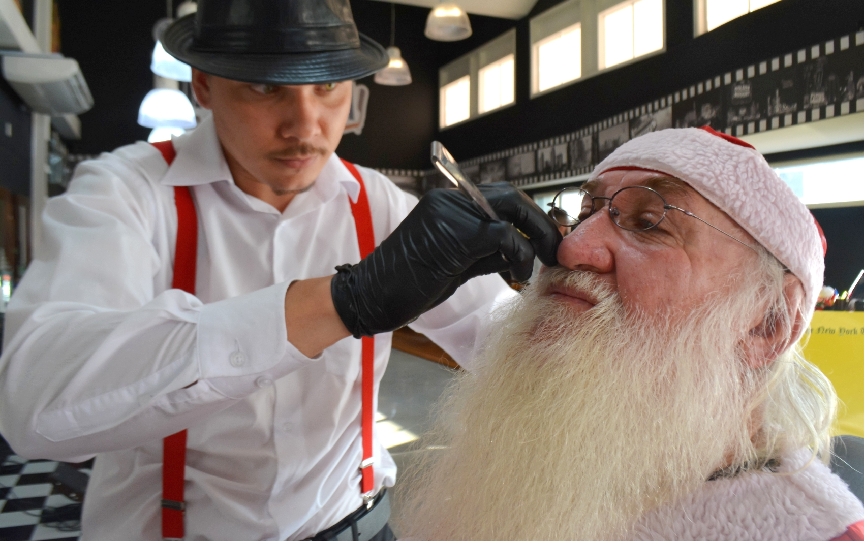 Moacir Agesse trabalha como Papai Noel há 27 anos, na região de Campinas