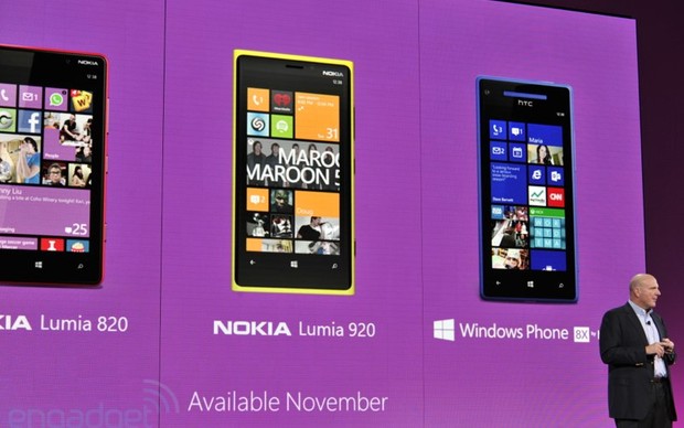 Novos aparelhos com sistema Windows Phone 8 (Foto: Reprodução/Engadget)