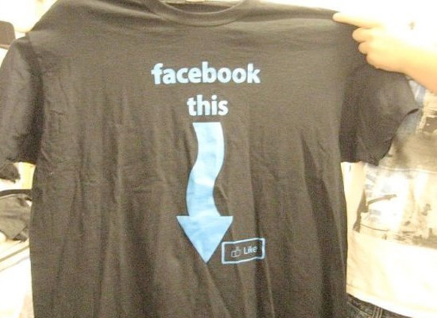 Camisa "Facebook isto" (Foto: Reprodução)